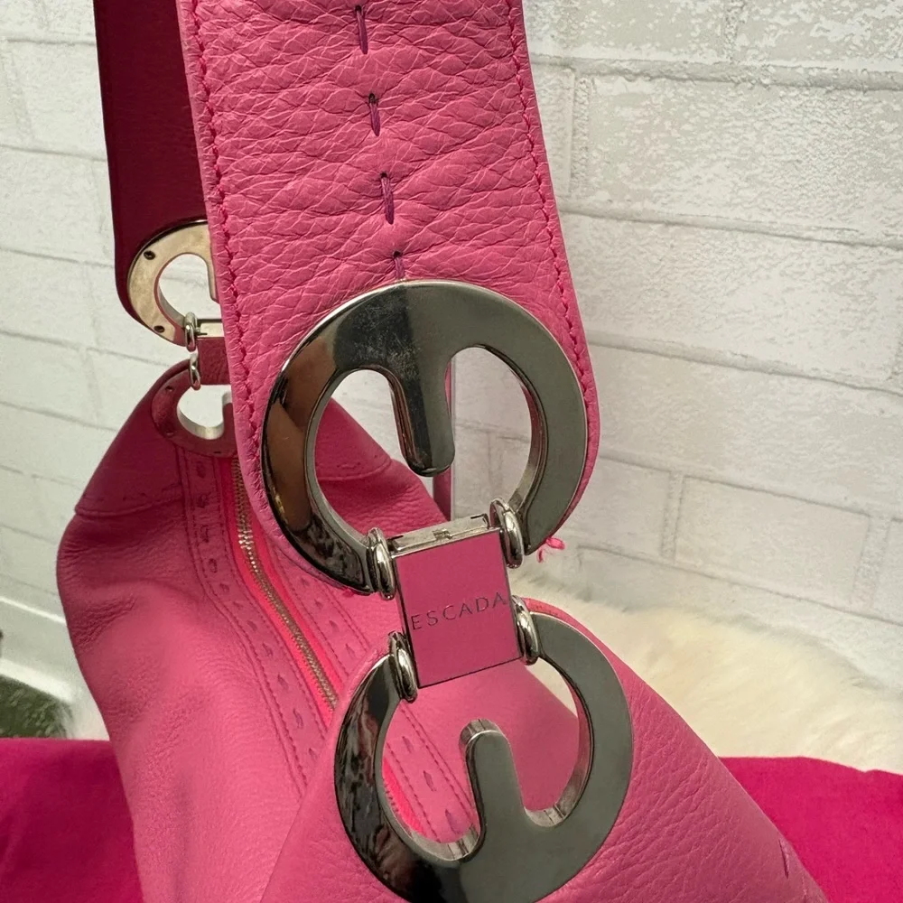 Escada Eluna Pink Leather Hobo Bag - Picture 8 of 11